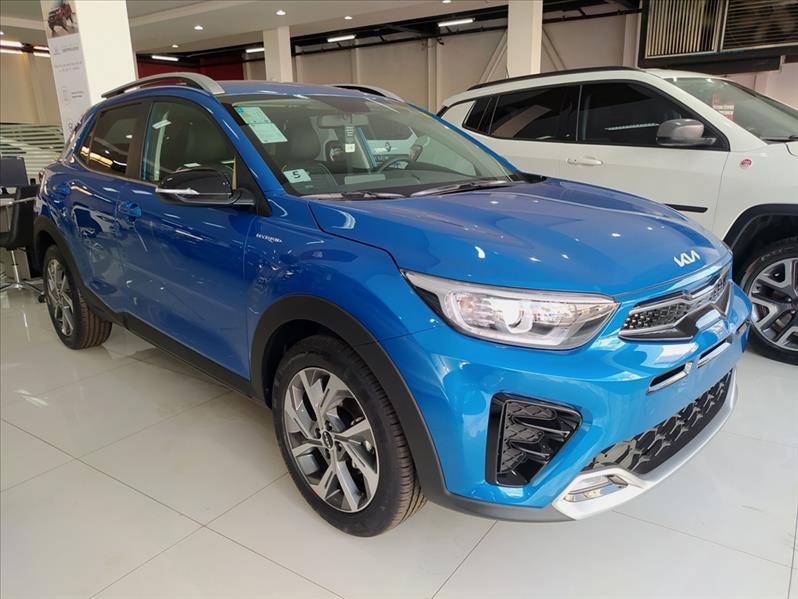 KIA STONIC - 3