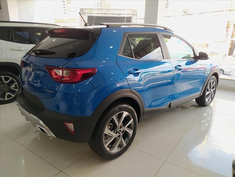 KIA STONIC - 4