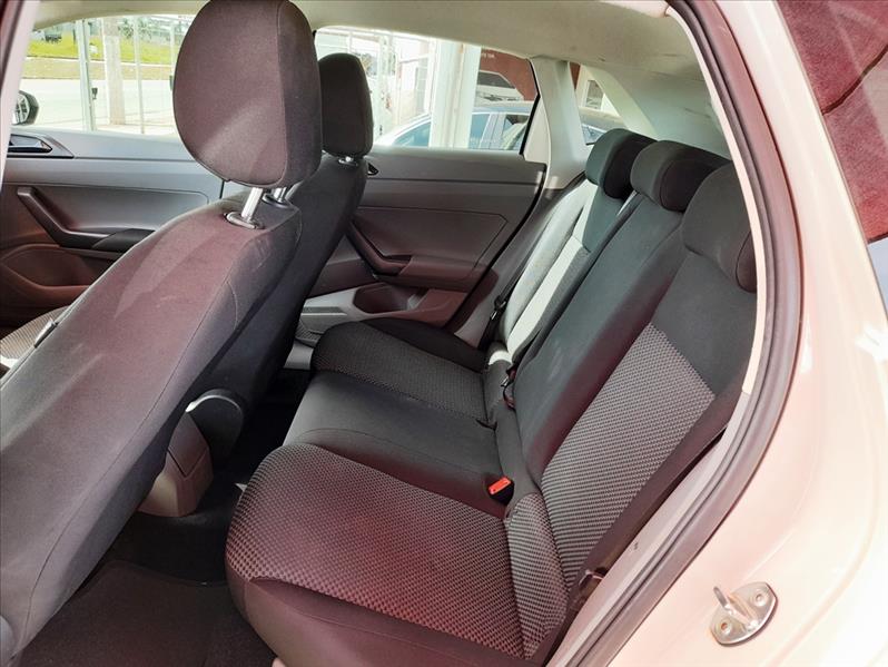 VOLKSWAGEN POLO - 6