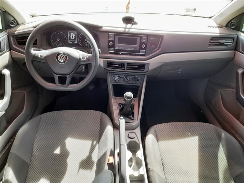 VOLKSWAGEN POLO - 8