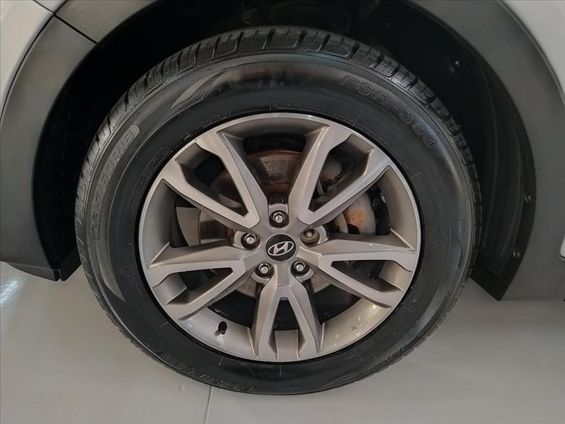 HYUNDAI SANTA FÉ - 13