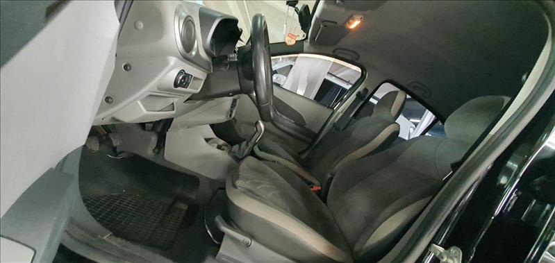 CHEVROLET AGILE - 4