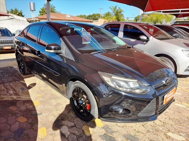 FORD FOCUS - 1