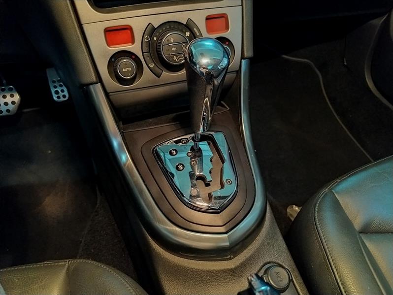 PEUGEOT 308 - 10
