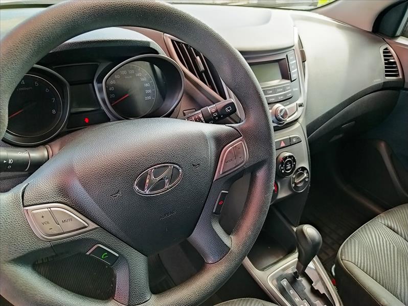 HYUNDAI HB20 - 10