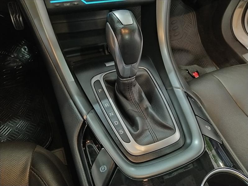 FORD FUSION - 10