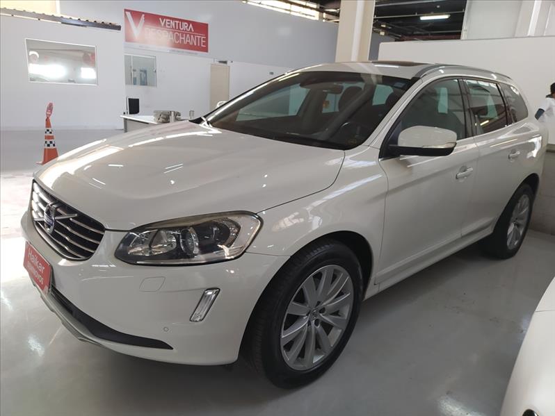 VOLVO XC60 - 1