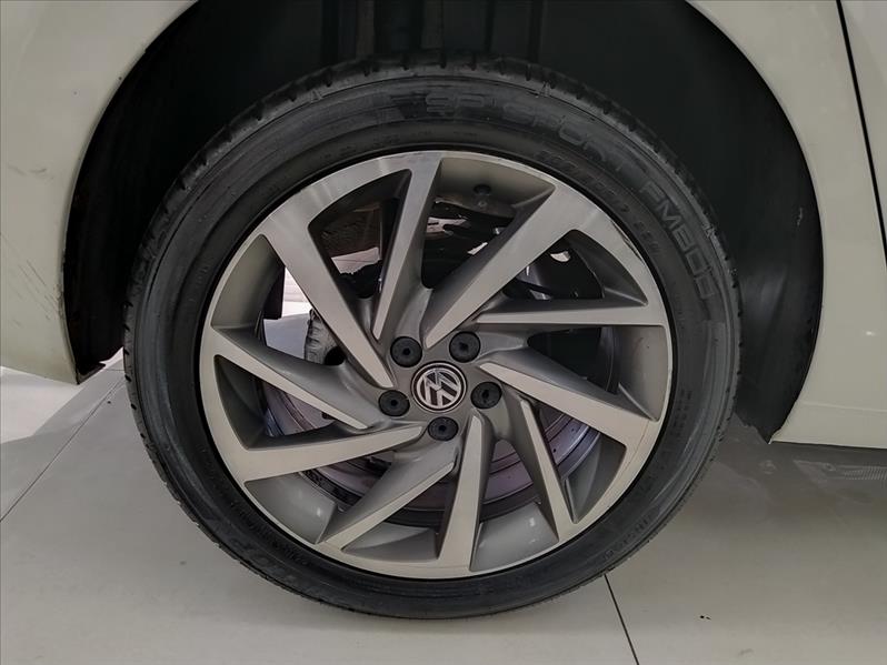 VOLKSWAGEN VIRTUS - 14