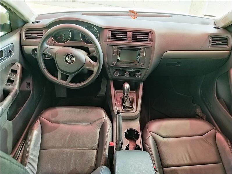 VOLKSWAGEN JETTA - 8