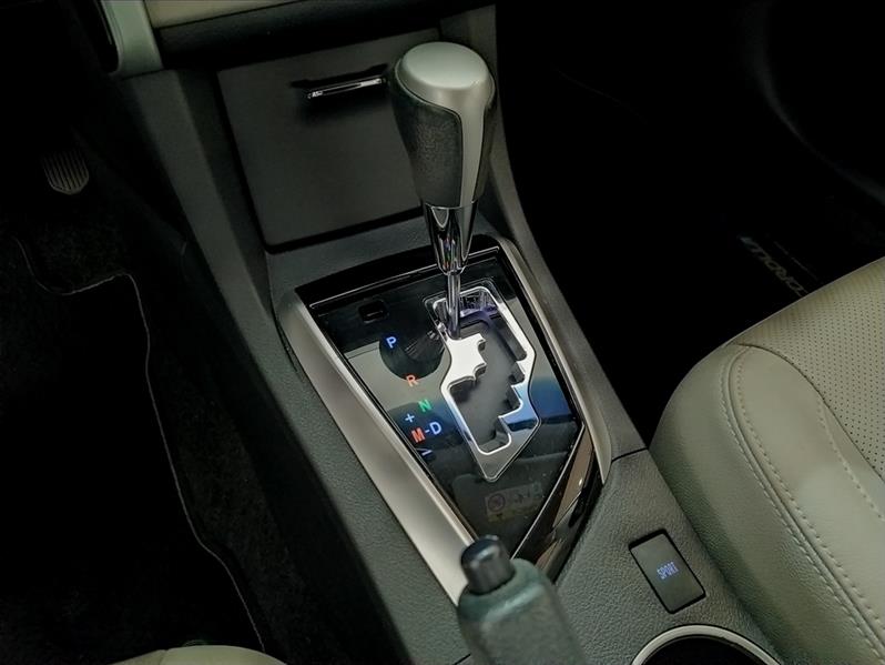 TOYOTA COROLLA - 10
