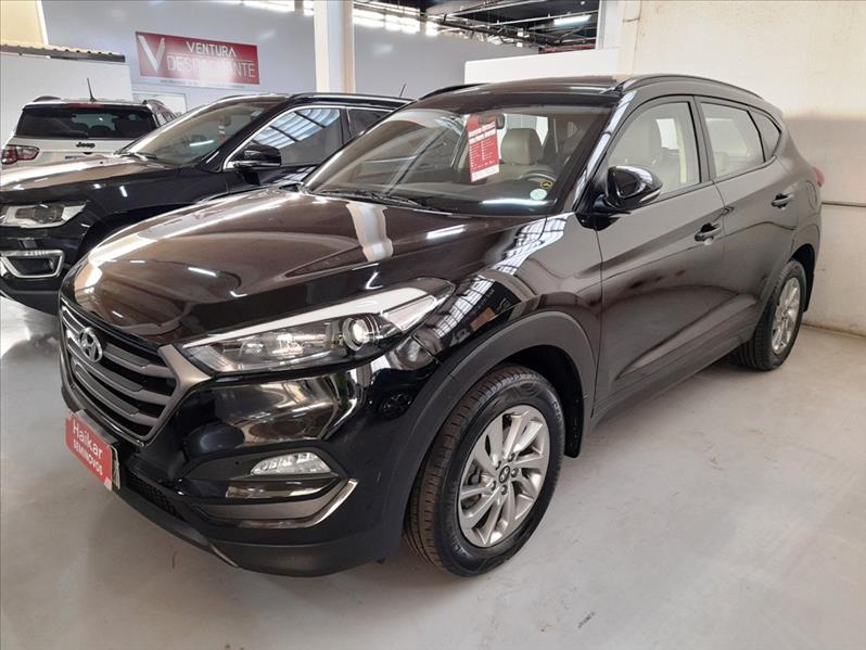 HYUNDAI TUCSON - 1