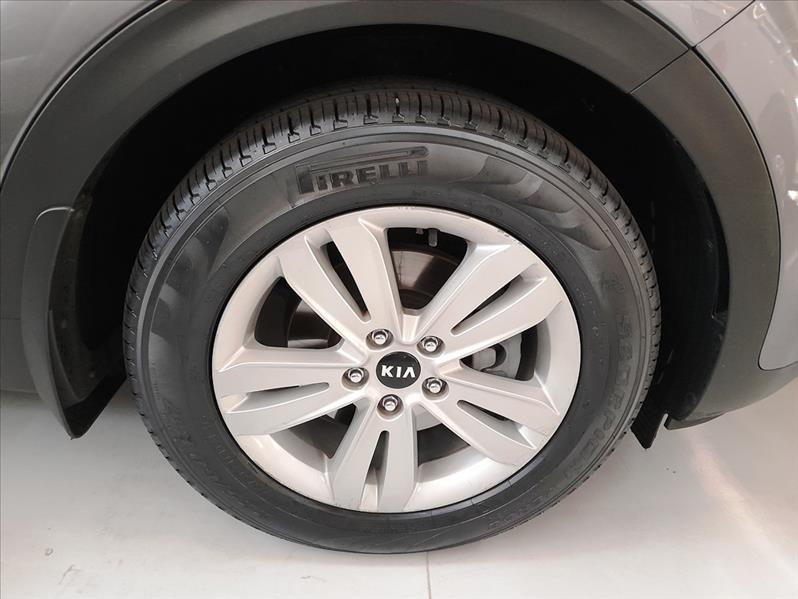 KIA SPORTAGE - 13