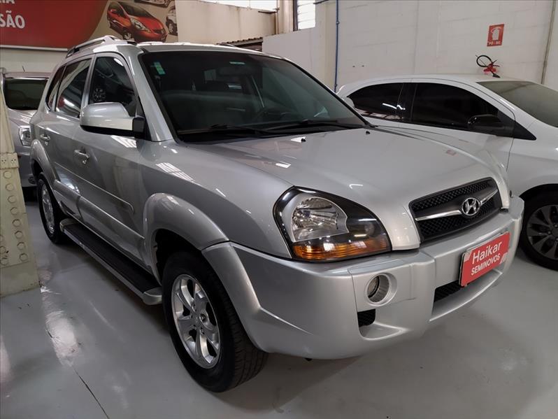 HYUNDAI TUCSON - 3