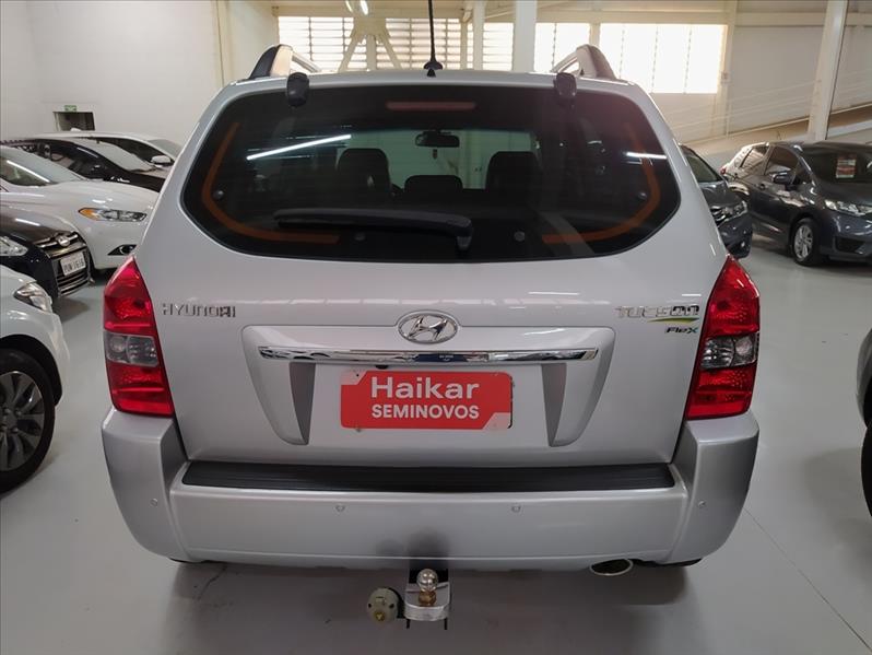 HYUNDAI TUCSON - 5