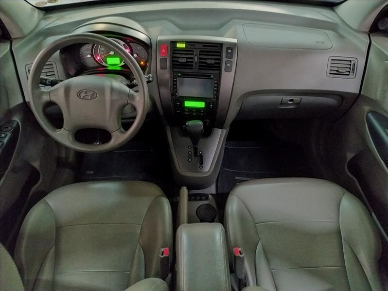 HYUNDAI TUCSON - 9