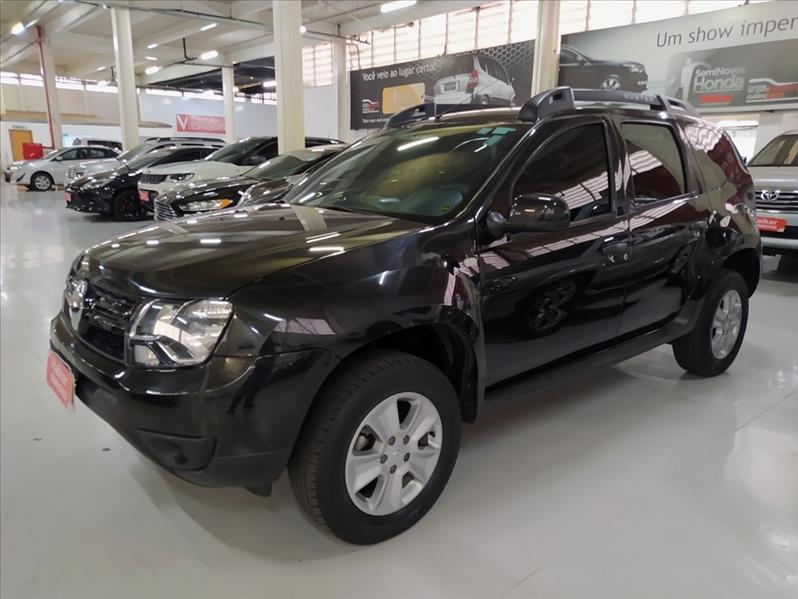 RENAULT DUSTER - 1