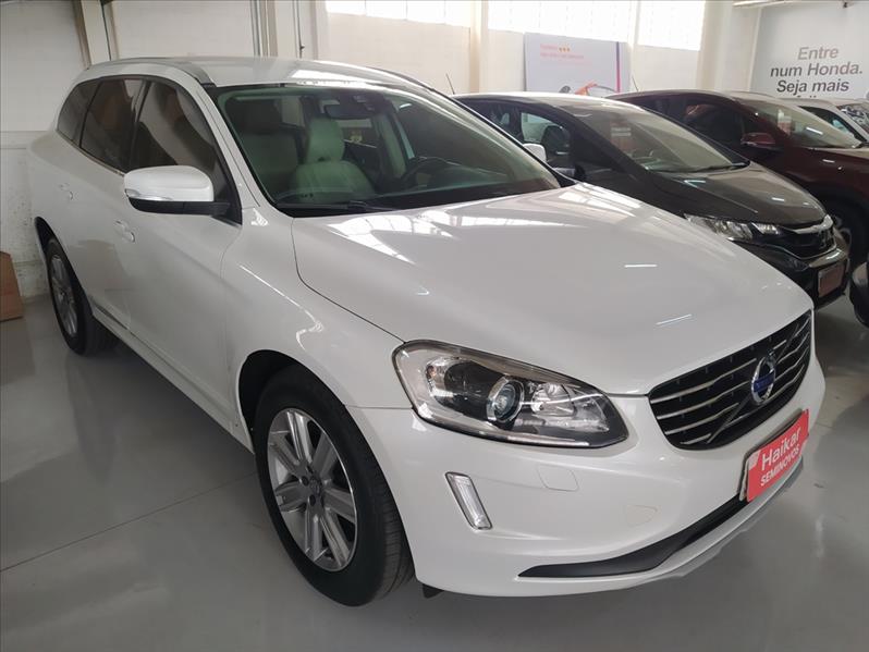 VOLVO XC60 - 3