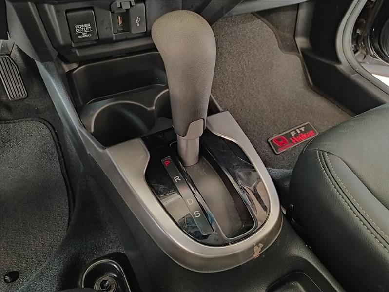 HONDA FIT - 10