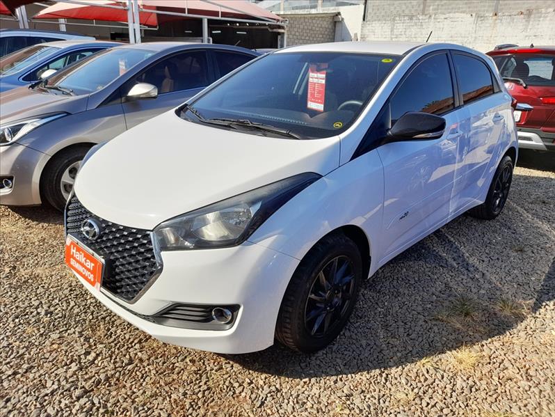 HYUNDAI HB20 - 1
