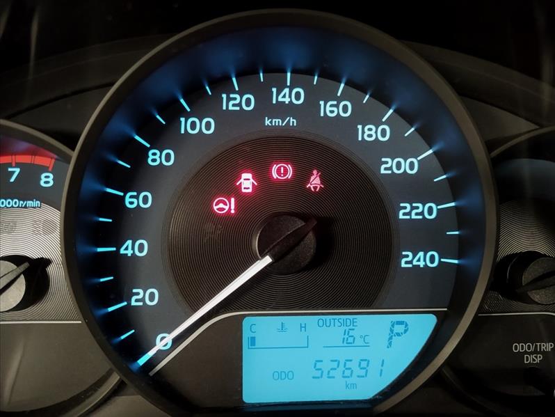 TOYOTA COROLLA - 11