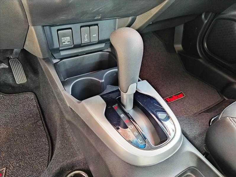 HONDA FIT - 11