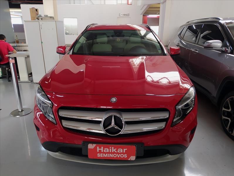MERCEDES-BENZ GLA 200 - 2