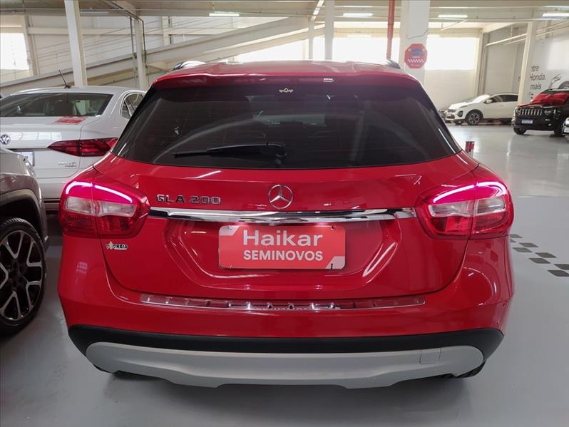 MERCEDES-BENZ GLA 200 - 5