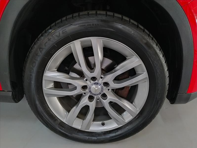 MERCEDES-BENZ GLA 200 - 11