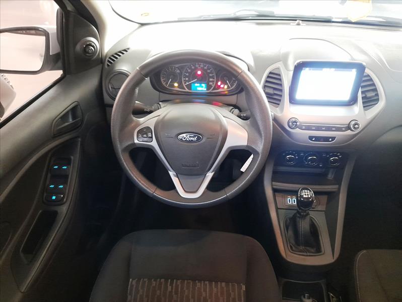 FORD KA - 8