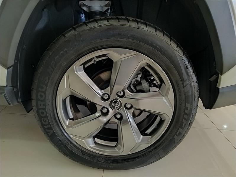 TOYOTA RAV4 - 15
