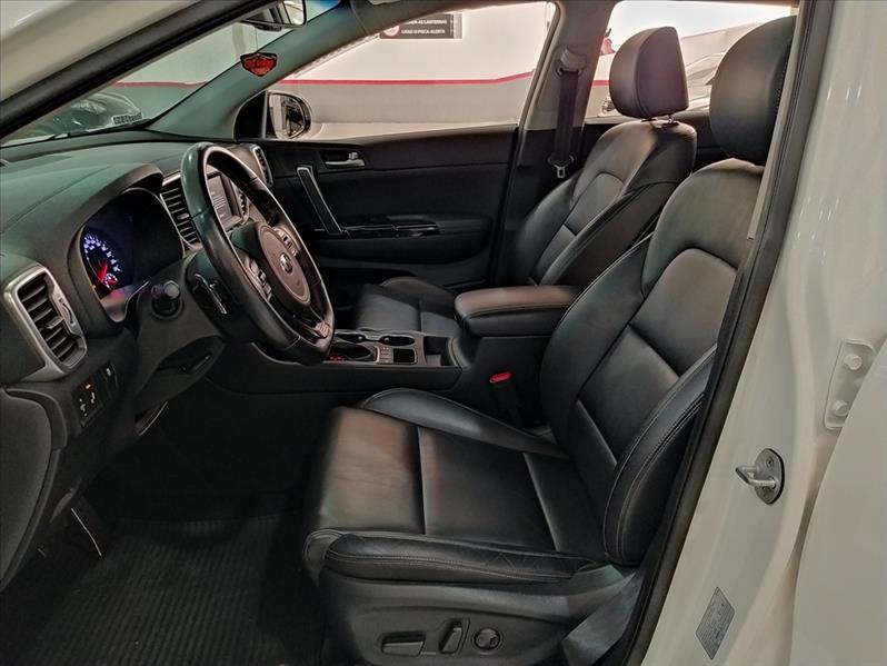 KIA SPORTAGE - 8