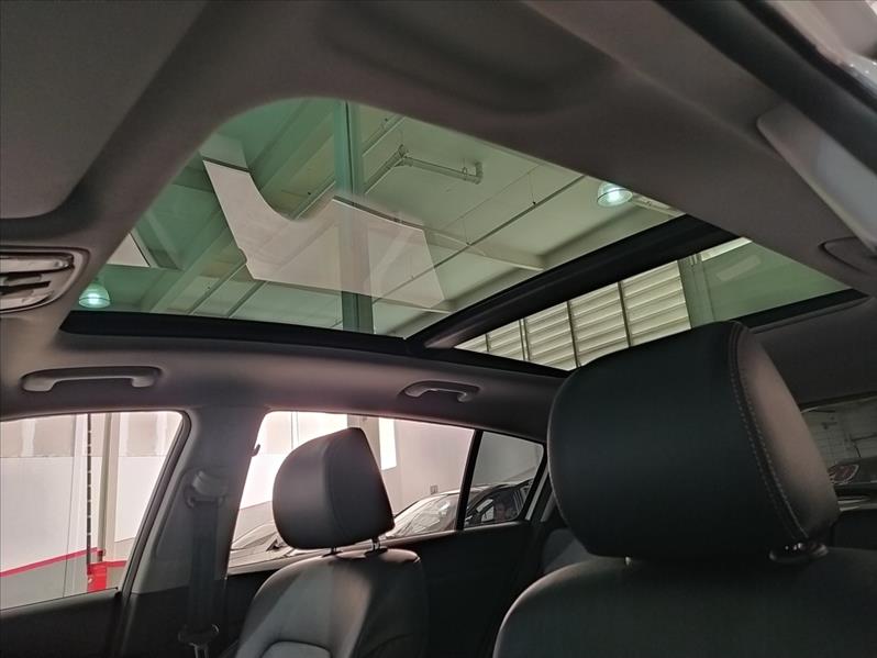KIA SPORTAGE - 14