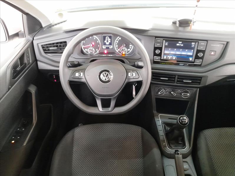 VOLKSWAGEN POLO - 8