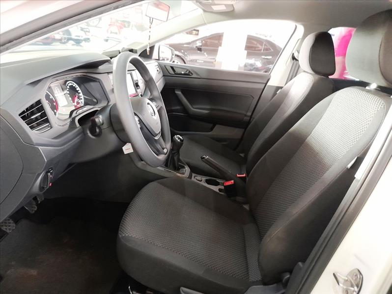 VOLKSWAGEN POLO - 9