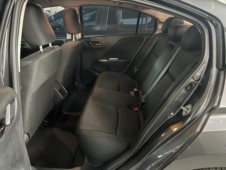 HONDA CITY - 9