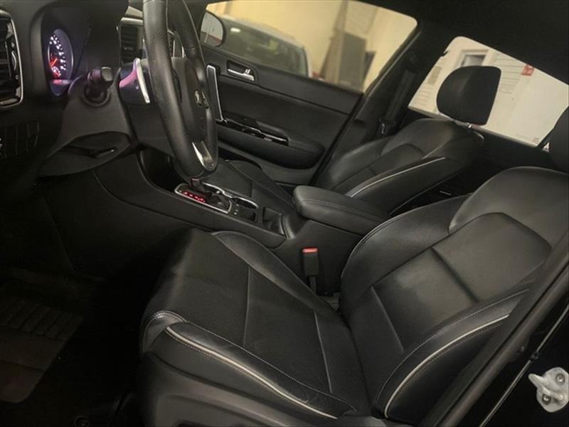 KIA SPORTAGE - 8