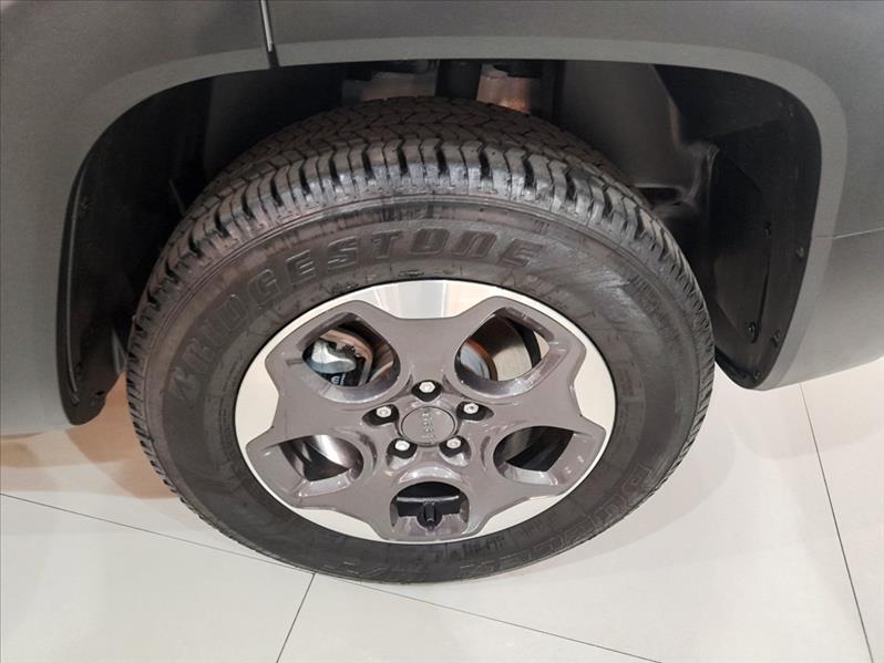JEEP RENEGADE - 10