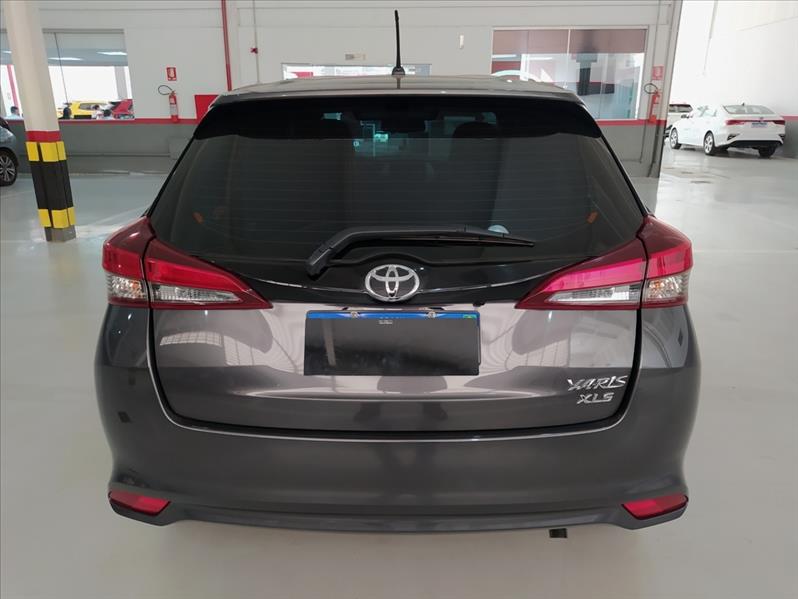 TOYOTA YARIS - 5