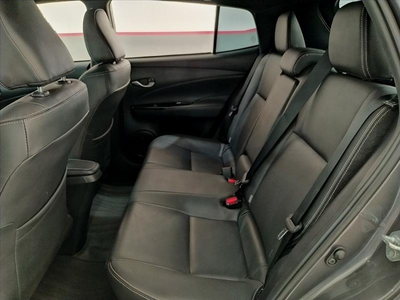 TOYOTA YARIS - 7