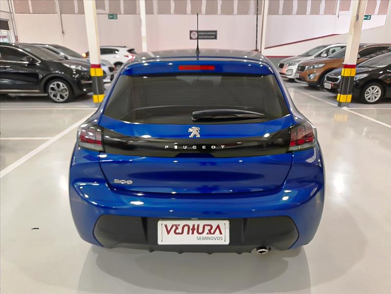 PEUGEOT 208 - 5
