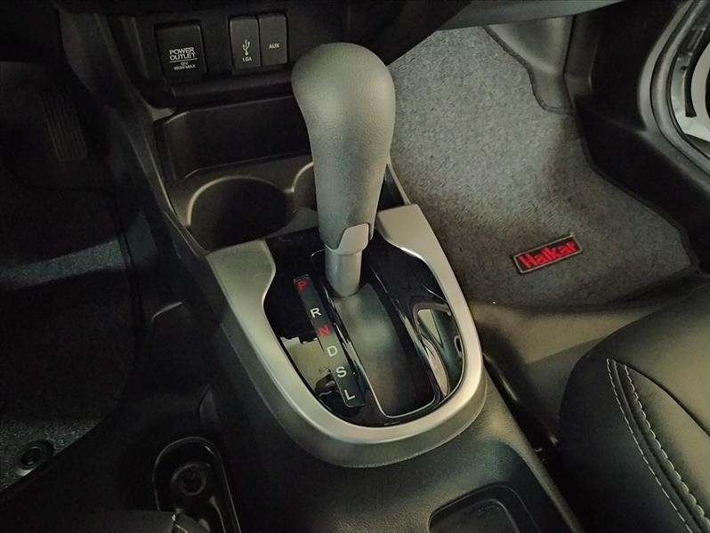 HONDA FIT - 10