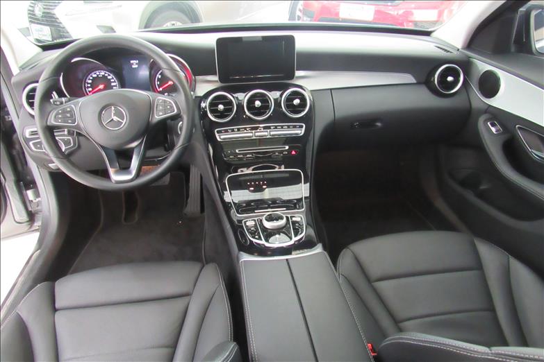 MERCEDES-BENZ C 250 2.0 CGI Avantgarde