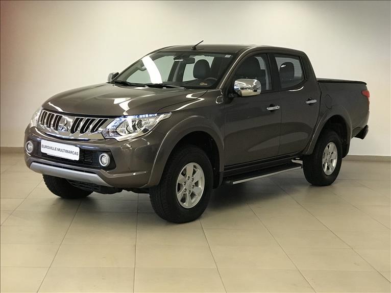 MITSUBISHI L200 TRITON 2.4 16V Turbo Sport HPE TOP CD 4X4