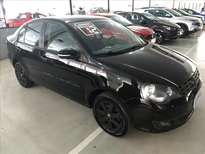 VolksWagen POLO SEDAN 1.6 MI Comfortline 8V
