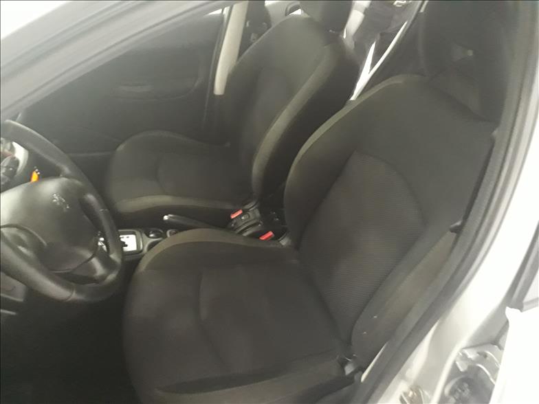 Peugeot 207 1.6 XS 16V