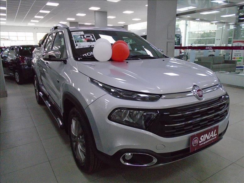 FIAT TORO 2.0 16V Turbo Ranch 4WD AT9