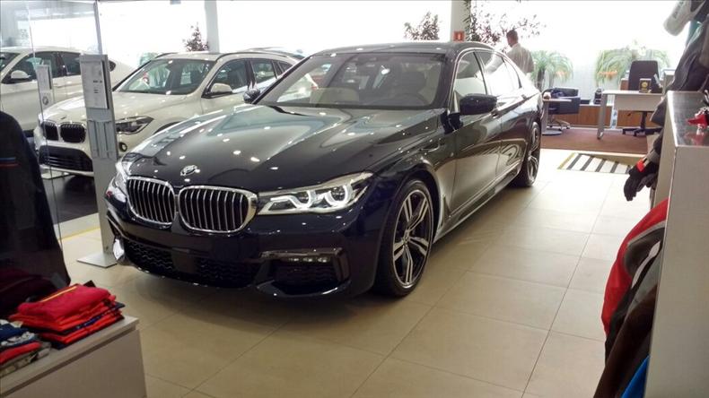 BMW 750I 4.4 M Sport Sedan V8 32V