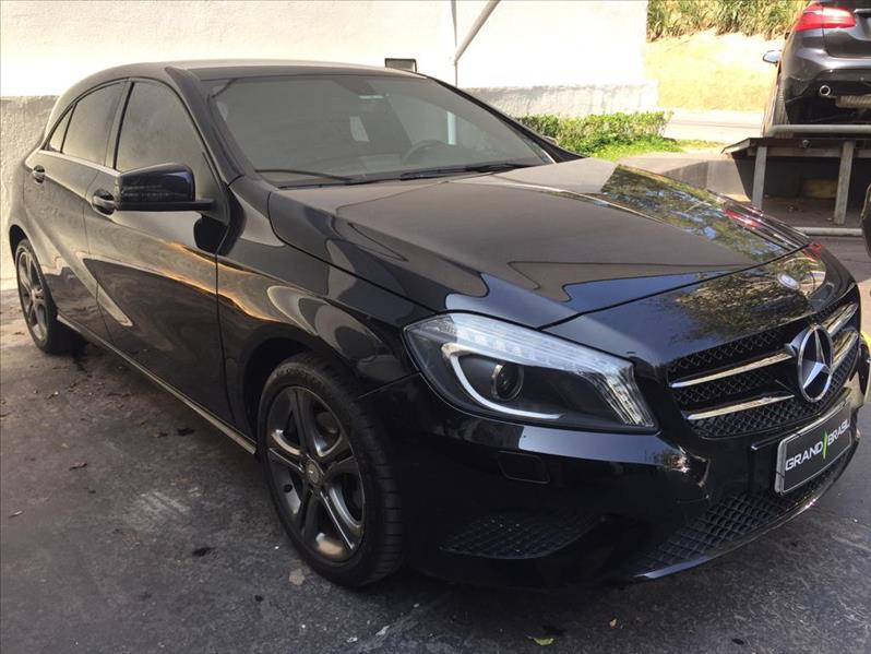 MERCEDES-BENZ A 200 1.6 Turbo Urban 16V