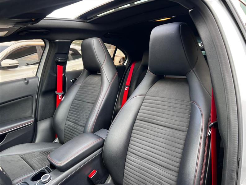 MERCEDES-BENZ  A 250   2.0 Sport Turbo 