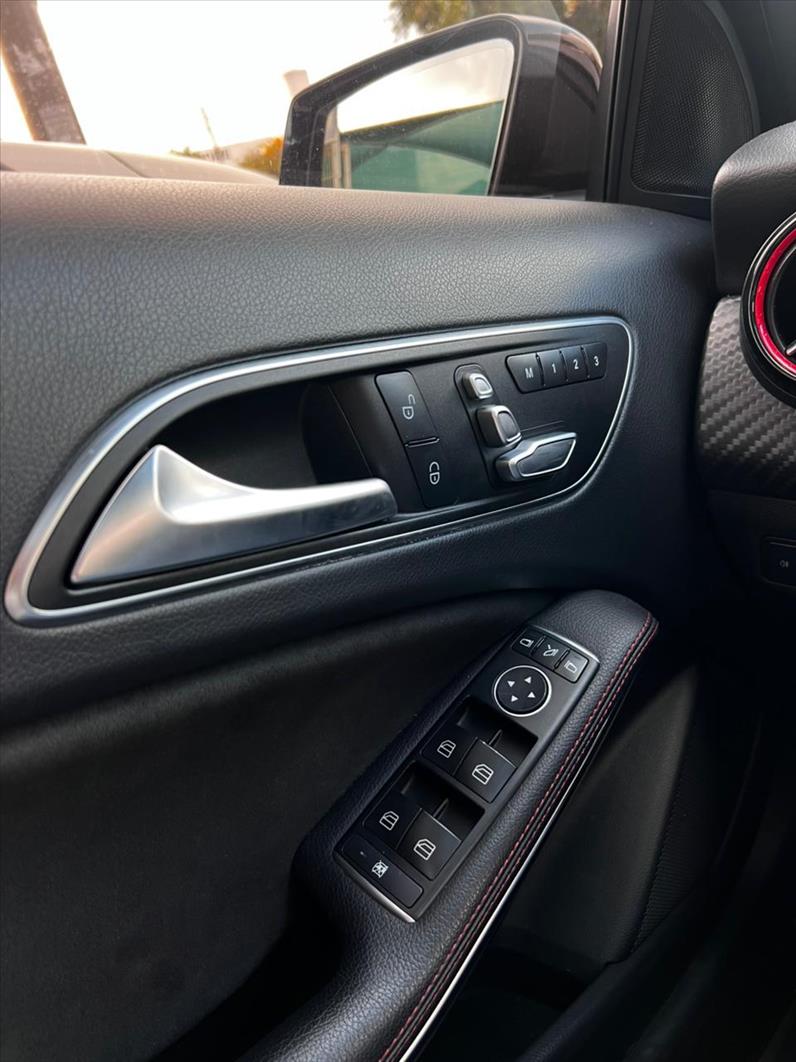 MERCEDES-BENZ  A 250   2.0 Sport Turbo 